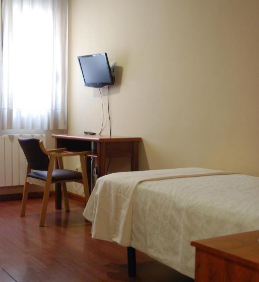 חדר יחיד בסיסי, Apartahotel Fc Catedral