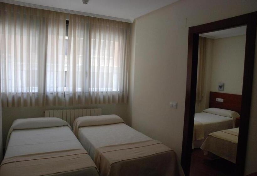 חדר סטנדרט לארבעה, Apartahotel Fc Catedral