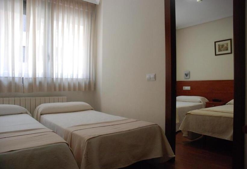 חדר סטנדרט לארבעה, Apartahotel Fc Catedral