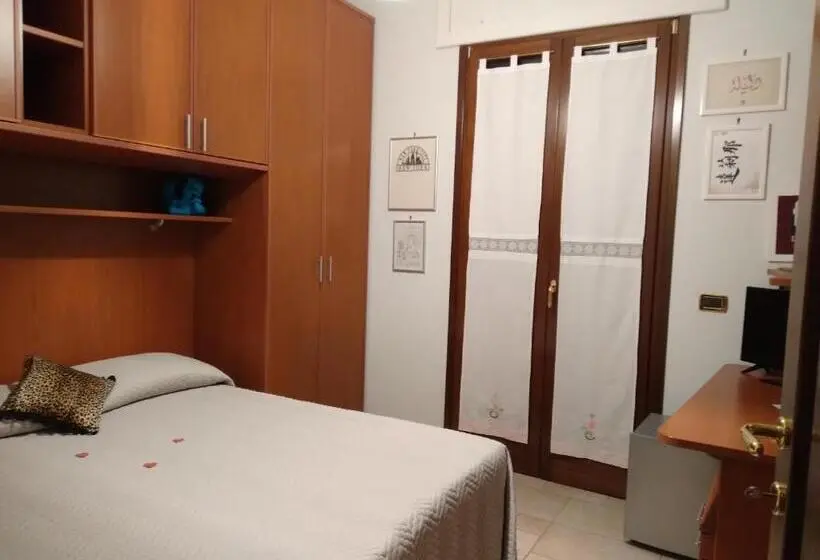 スタンダード4人部屋, Villa Mariella
