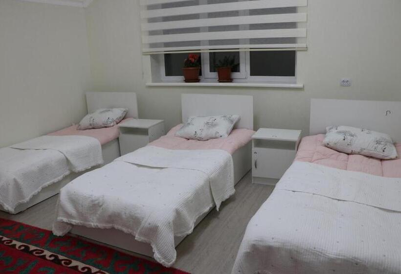 اتاق استاندارد سه نفره, Guest House Semetei