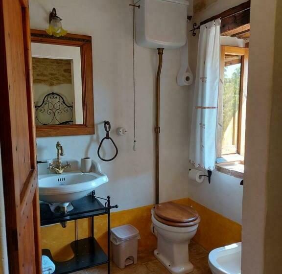 اتاق استاندارد سه نفره, Pietra Antica Agriturismo