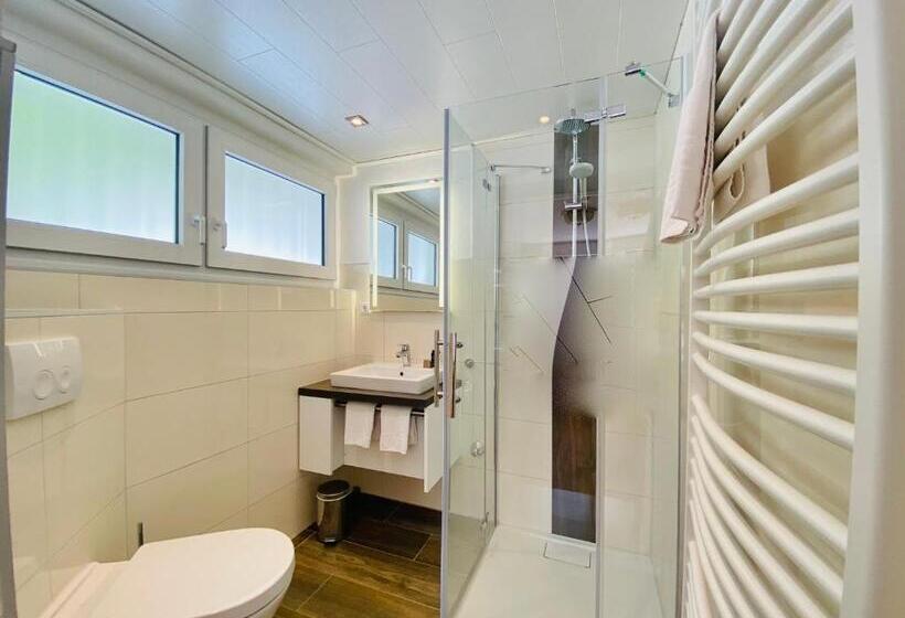 Номер Стандарт с Балконом, Landhotel Edersee