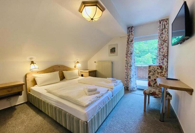 חדר סטנדרט עם מרפסת, Landhotel Edersee