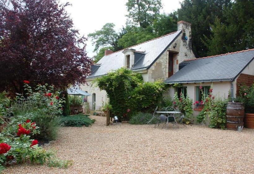 غرفة قياسية سرير كينج, Le Logis Du Pressoir Chambre D Hotes Bed & Breakfast In Beautiful 18th Century Estate In The Heart O