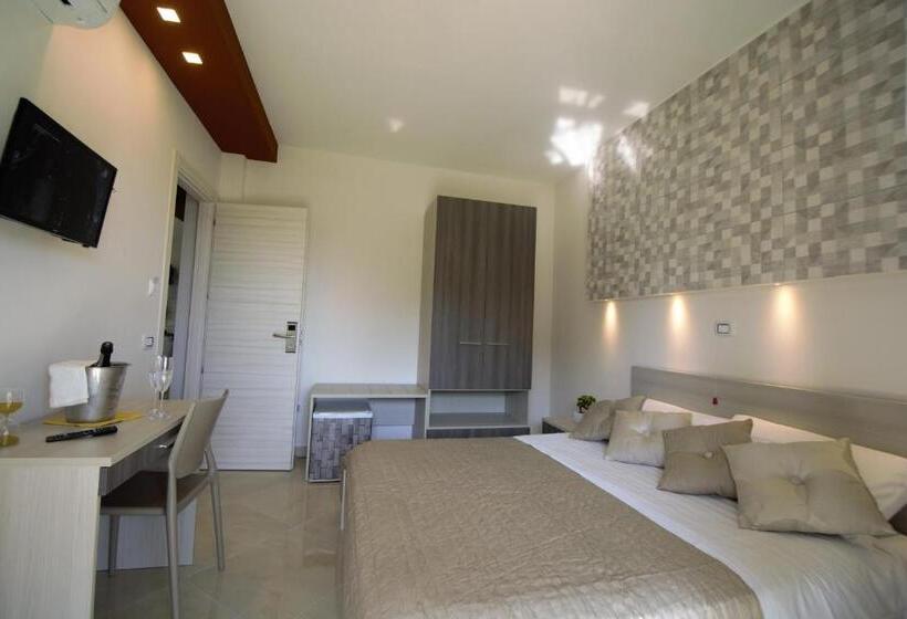 חדר סטנדרט נוף לגינה, Askia Rooms & Breakfast