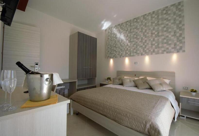 חדר סטנדרט נוף לגינה, Askia Rooms & Breakfast