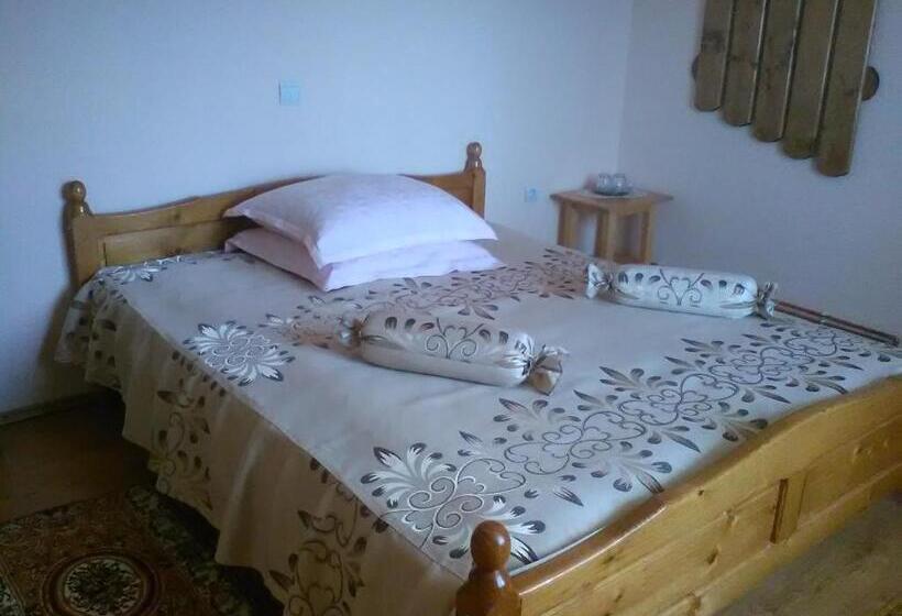 带大床的高级房间, Casa Cu Muscate