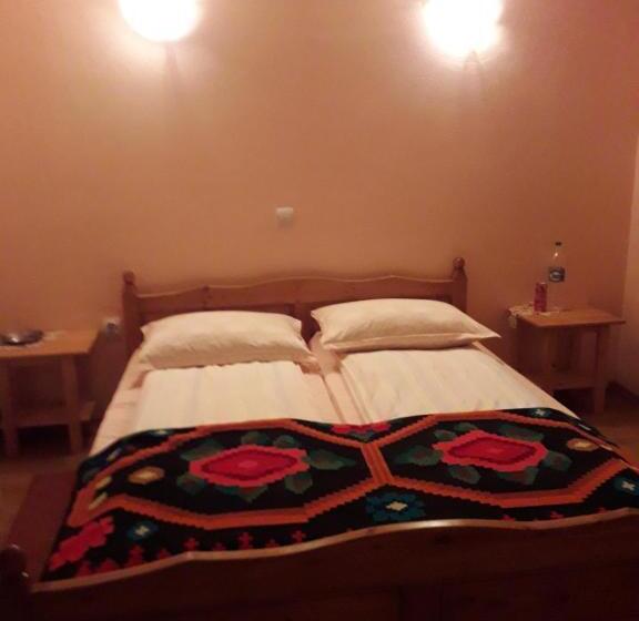 带大床的高级房间, Casa Cu Muscate