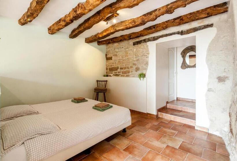 Номер Стандарт с Террасой, Chambres Et Table D Hôtes La Panacée