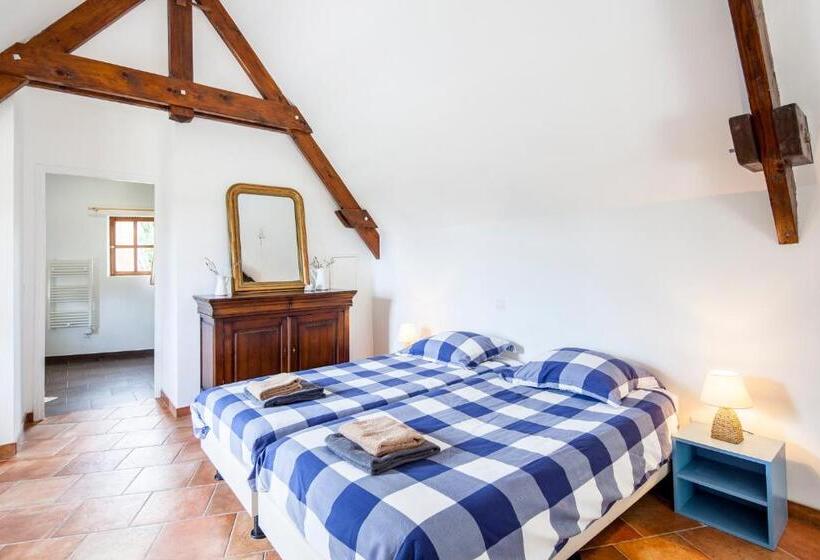 Номер Стандарт с Террасой, Chambres Et Table D Hôtes La Panacée