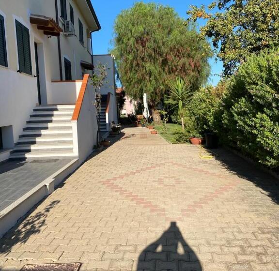 חדר בסיסי, Il Pepe Rosa