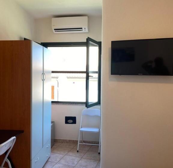 חדר בסיסי, Il Pepe Rosa