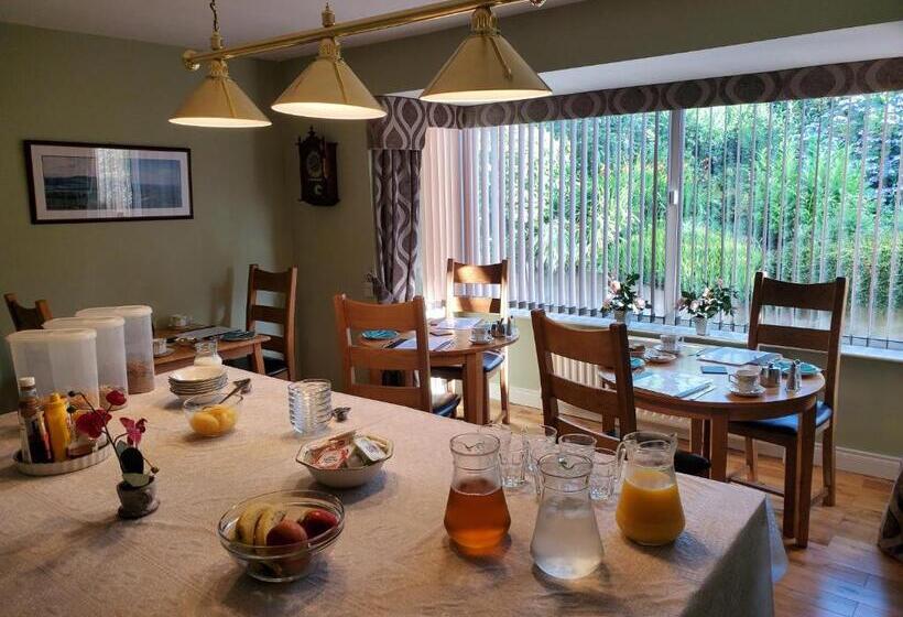 חדר סטנדרט נוף להרים, Greenside B&b