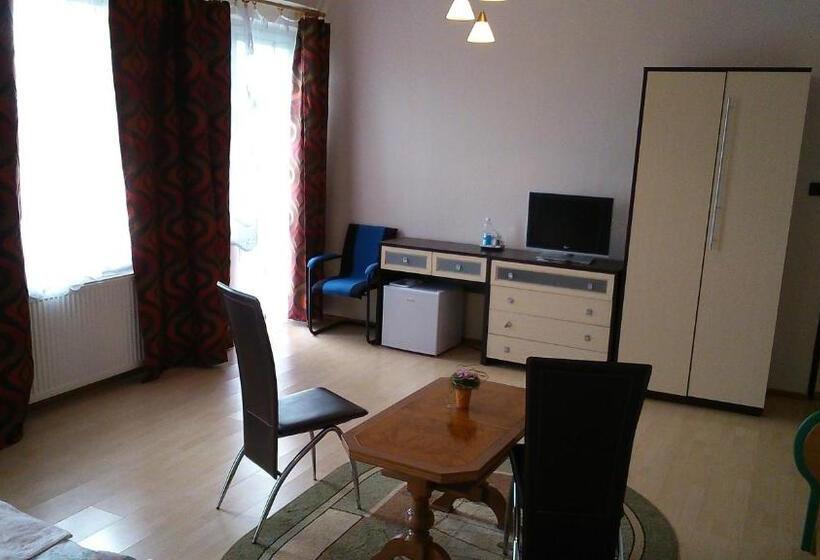 جناح عائلي, Penzión Rekrea