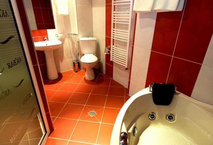 带露台的套间, Akvaya