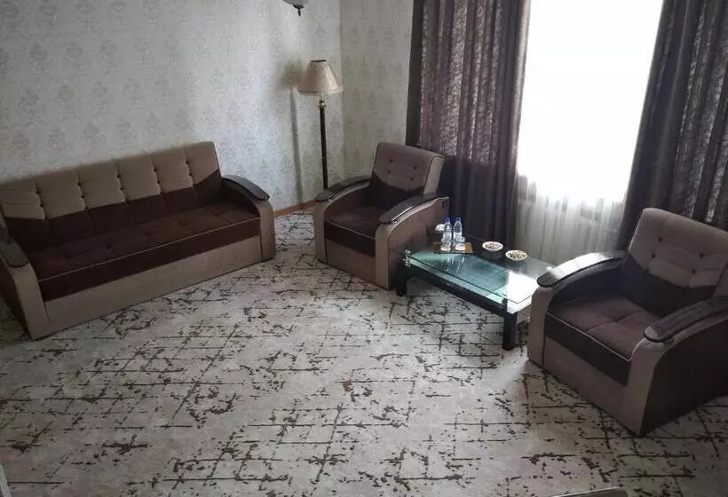 سوییت دوبلکس, Asia Hotel Fergana