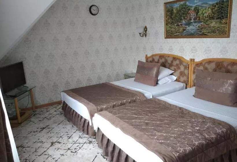 سوییت دوبلکس, Asia Hotel Fergana