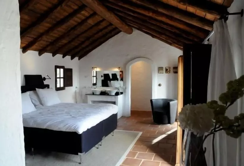 اتاق سوپریور, Cortijo El Guarda