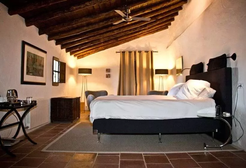 اتاق سوپریور, Cortijo El Guarda