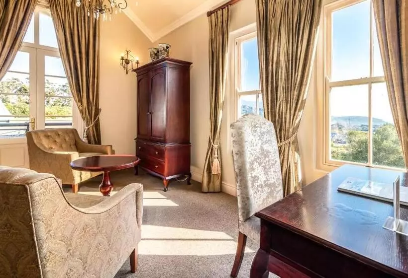 Sviitti Vuoristonäkymä, L Ermitage   Franschhoek Chateau & Villas