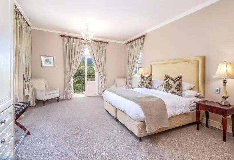 Villa 2 Makuuhuonetta, L Ermitage   Franschhoek Chateau & Villas