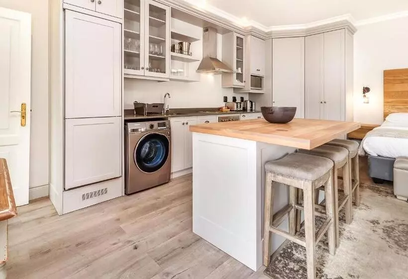 Standard-studio Näköala, L Ermitage   Franschhoek Chateau & Villas