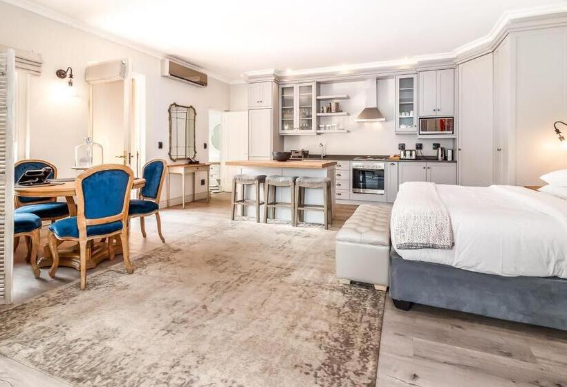Студио Стандарт с Видом, L Ermitage   Franschhoek Chateau & Villas