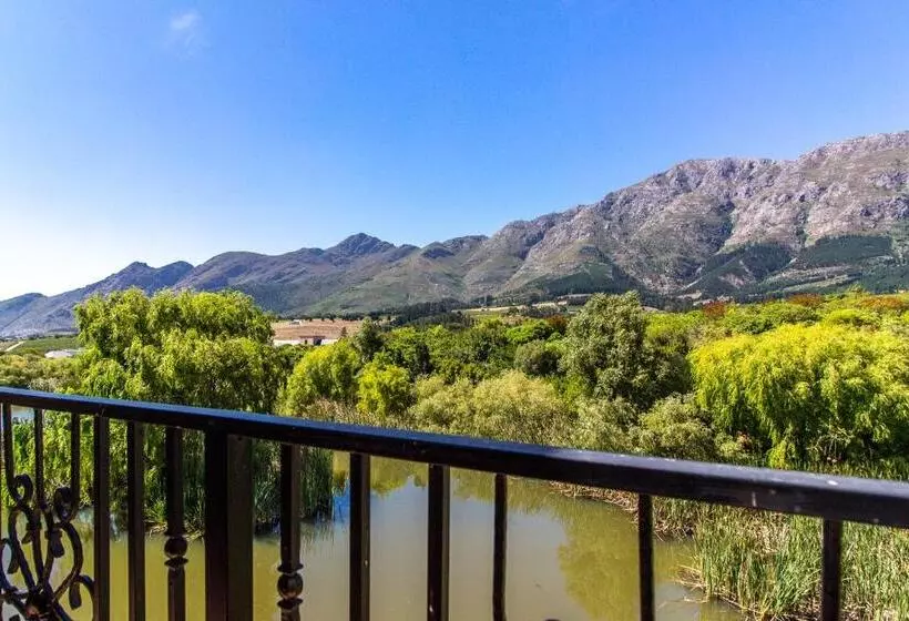Villa 1 Makuuhuone, L Ermitage   Franschhoek Chateau & Villas
