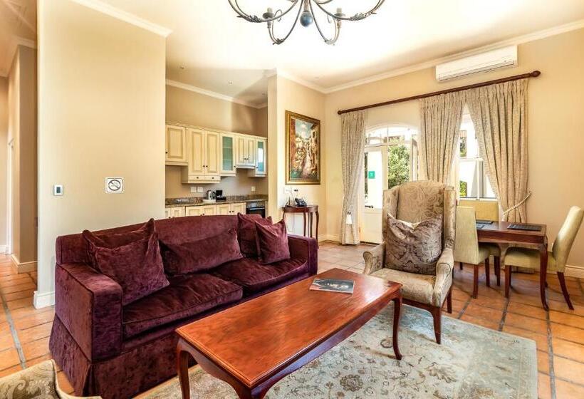 Вилла 2 Спальни, L Ermitage   Franschhoek Chateau & Villas