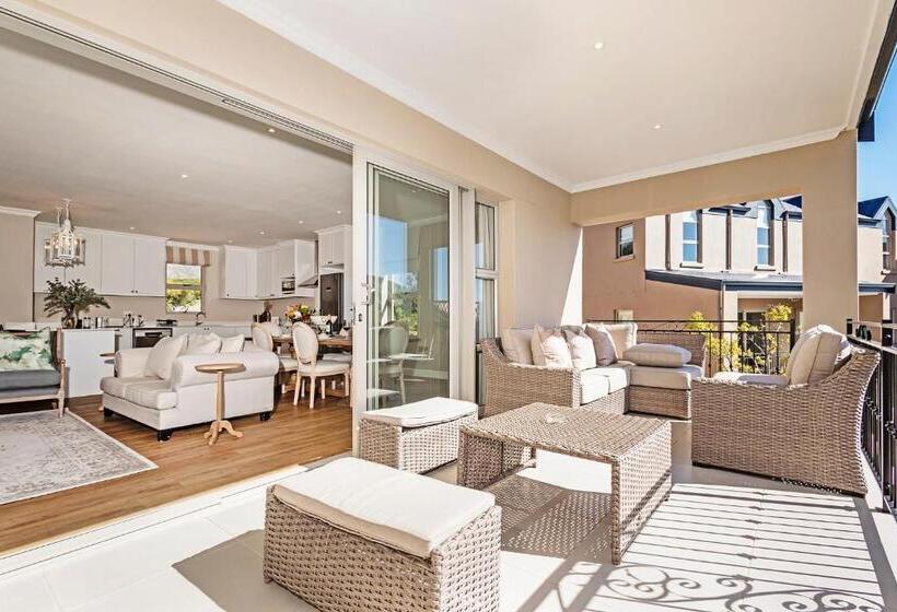 Вилла Deluxe 1 Спальня, L Ermitage   Franschhoek Chateau & Villas