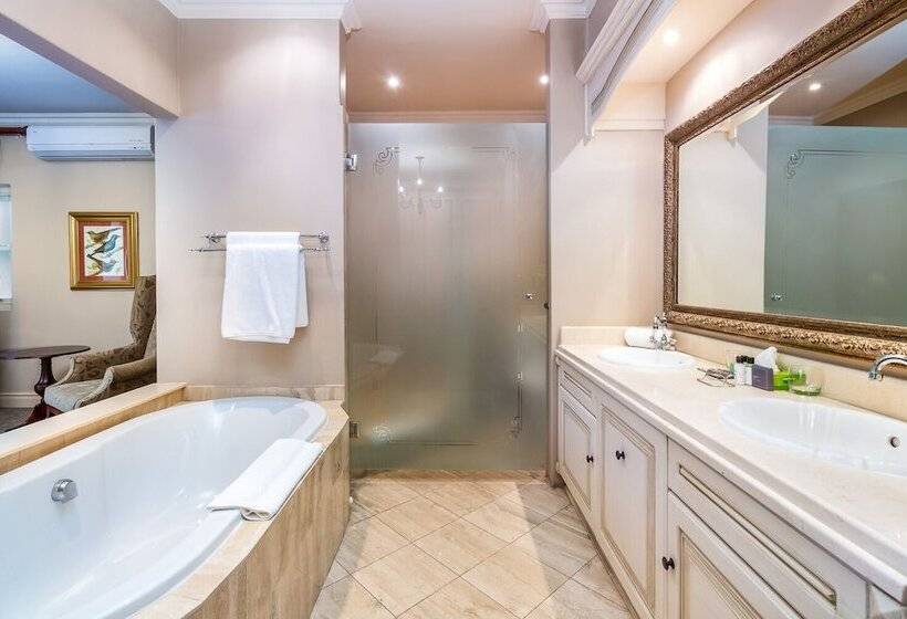 Вилла Deluxe 1 Спальня, L Ermitage   Franschhoek Chateau & Villas