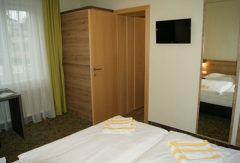 חדר סופריור עם נוף להרים, Lindenhof