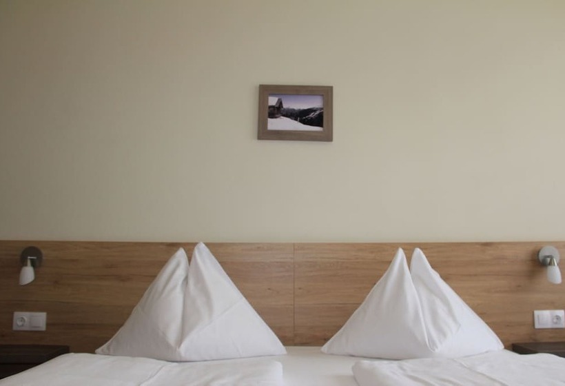 חדר סופריור עם נוף להרים, Lindenhof