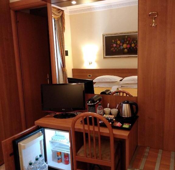 스탠다드 룸, Magic House