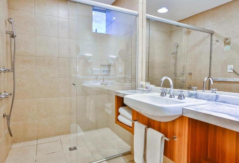 Четырехместный Номер Superior, Oft Alfre Hotels   Goiânia