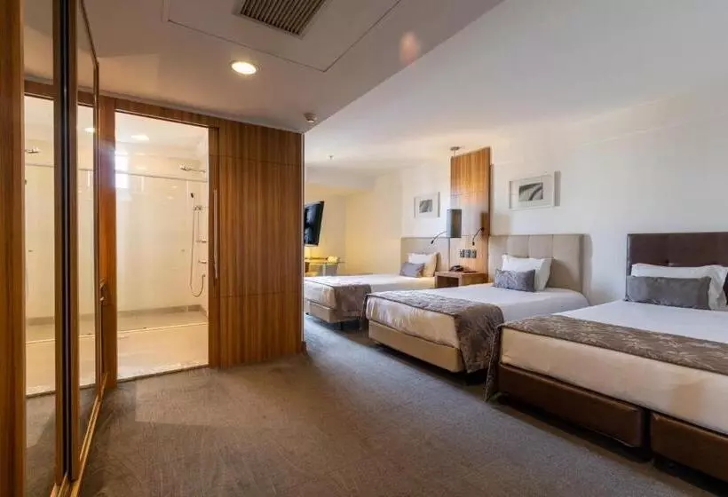 スーペリアの４人部屋, Oft Alfre Hotels   Goiânia