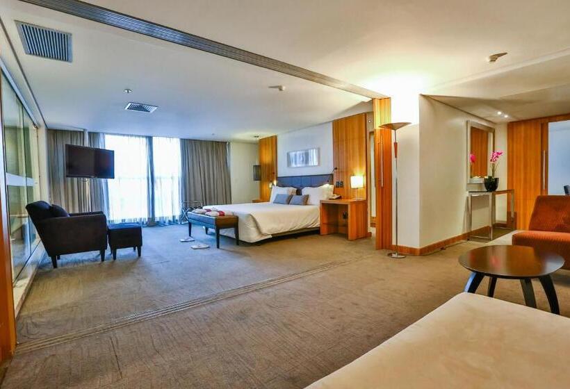 Люкс Повышенной Комфортности, Oft Alfre Hotels   Goiânia