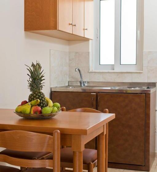 침실 1개 아파트, Perla Marina Apart