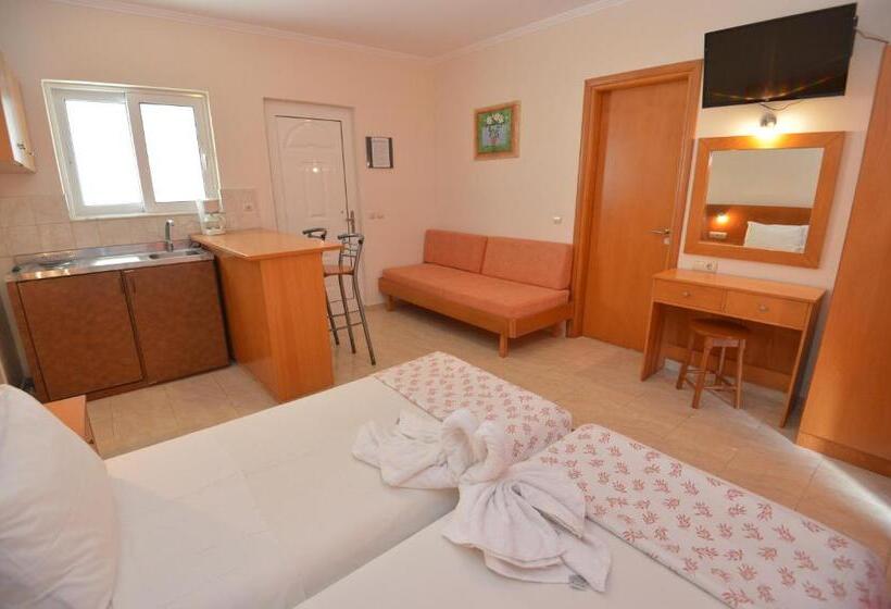 스탠다드 스튜디오, Perla Marina Apart