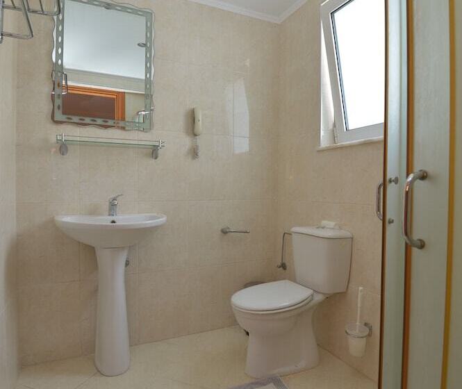 스탠다드 스튜디오, Perla Marina Apart