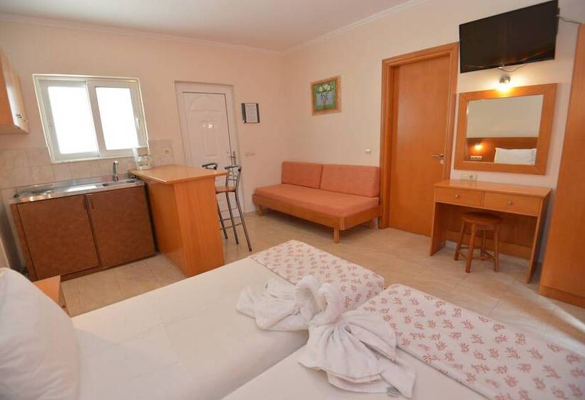 스탠다드 스튜디오, Perla Marina Apart