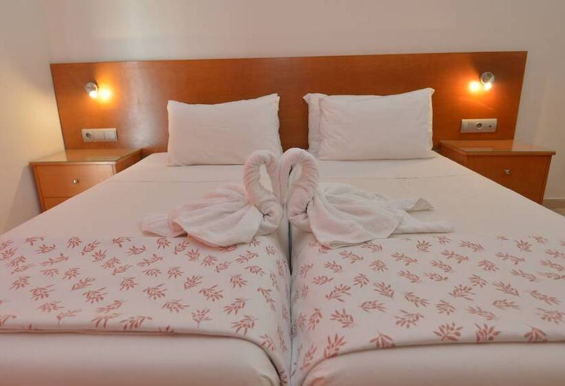 침실 1개 아파트, Perla Marina Apart