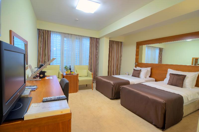 اتاق کلاسیک, Podgorica