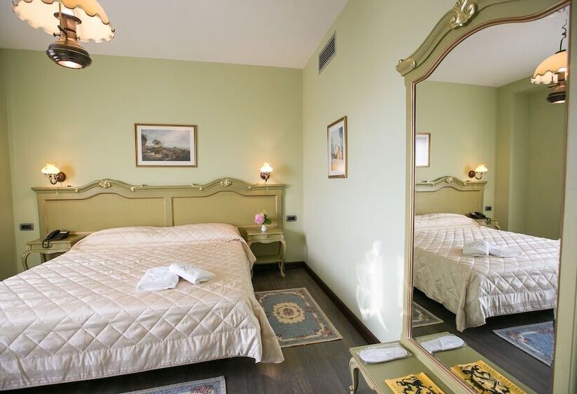 스탠다드 룸, Victoria Tirana