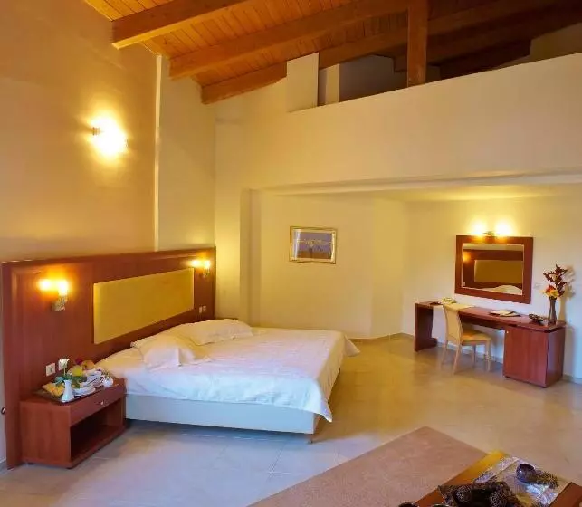 スイート, Parnis Palace Hotel Suites