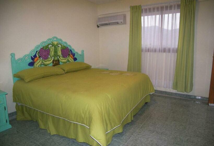 キングサイズベッドのスタンダードルーム, Paradise Lagoon