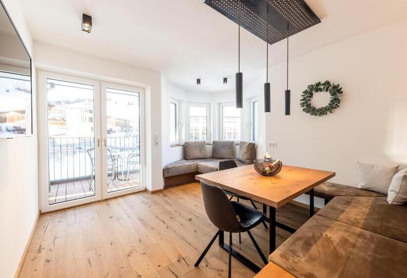 آپارتمان 1 خوابه با چشمانداز, Max Mountain Apartments