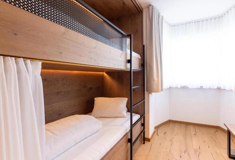 آپارتمان 1 خوابه با چشمانداز, Max Mountain Apartments