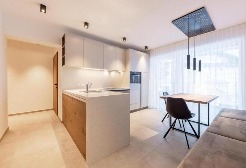 آپارتمان 1 خوابه با چشمانداز, Max Mountain Apartments